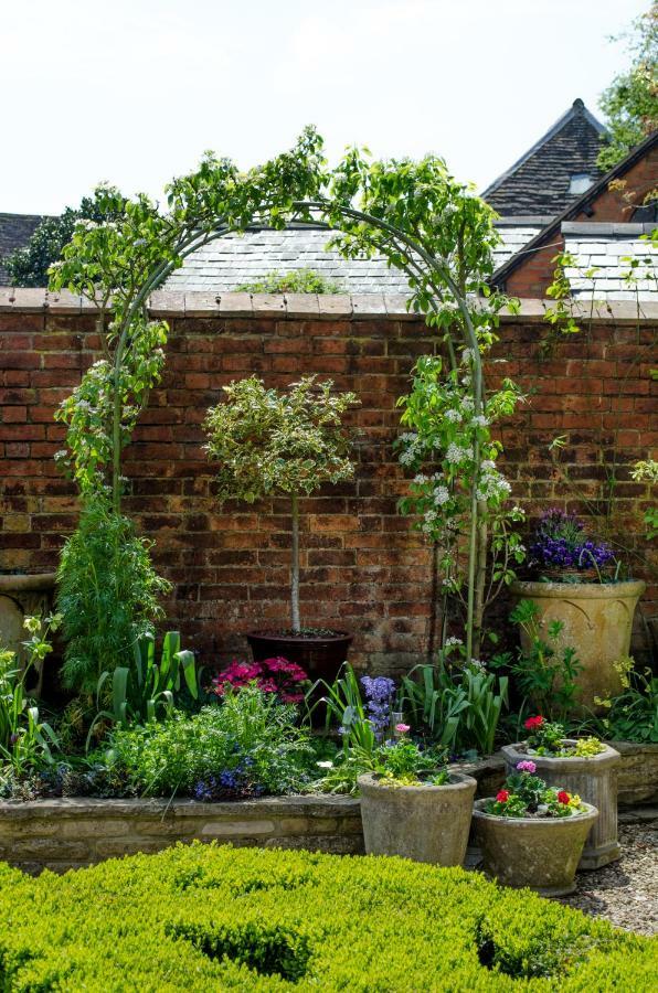 The Hollies Bed And Breakfast Uppingham Dış mekan fotoğraf